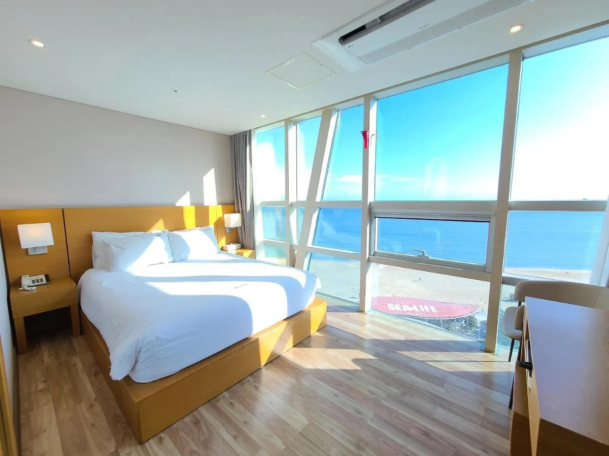 Ms Hotel Haeundae contacts